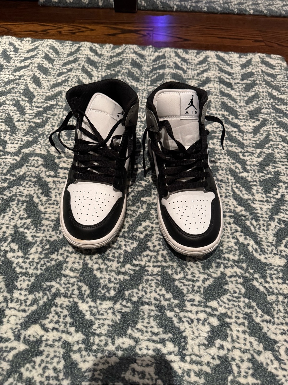 Mens Nike Air Jordan 1 Mid - Black/White Men’s Sneakers
